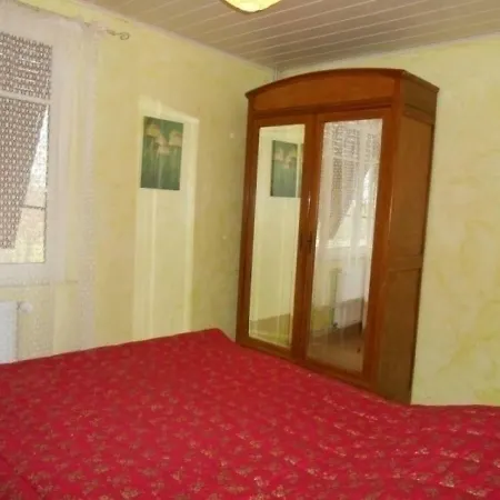 House Le Bois Pele Saint-Plaisir